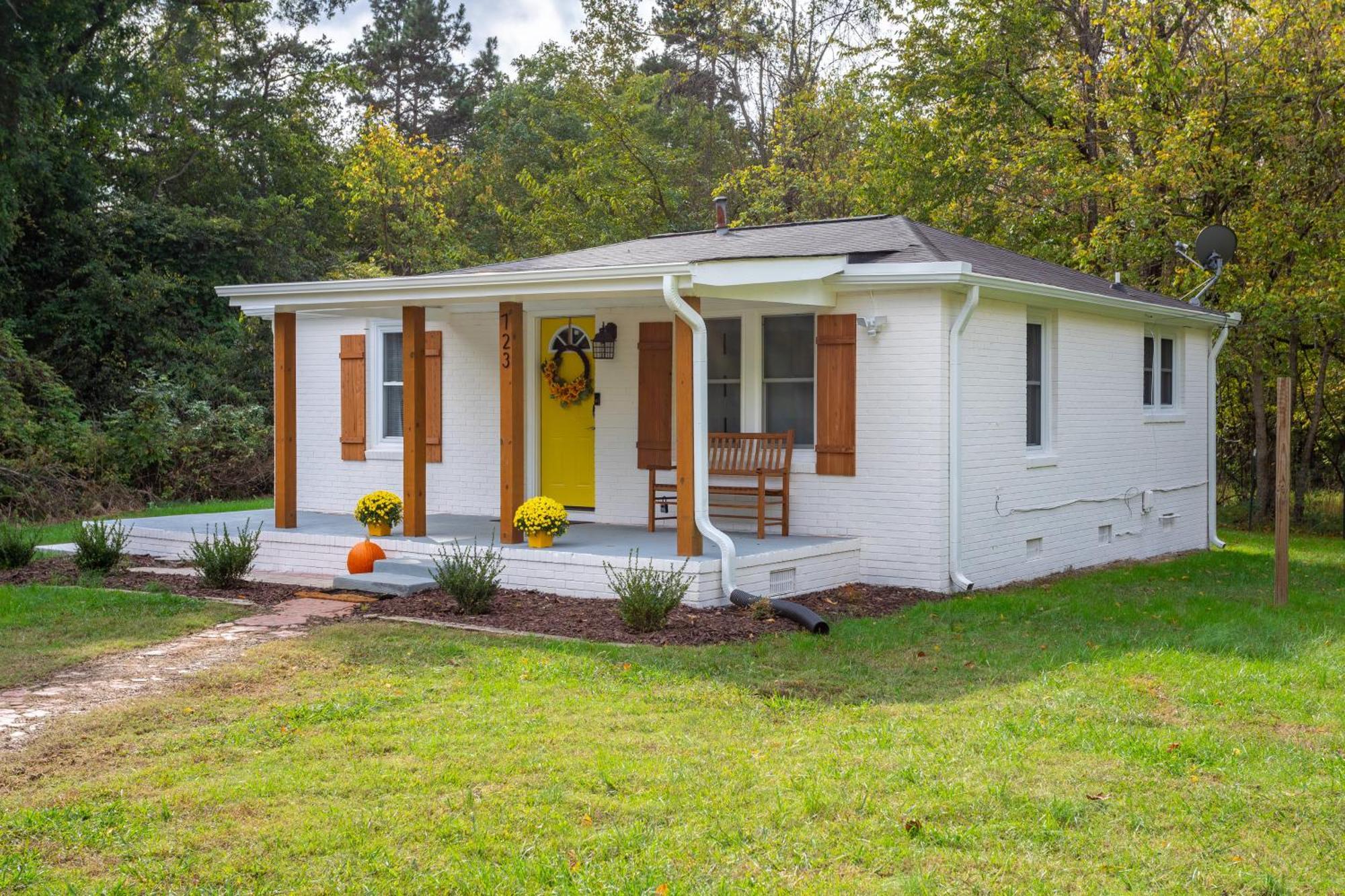 Apartamento Soaking Tub W Washer And Dryer, Wifi Mebane Exterior foto